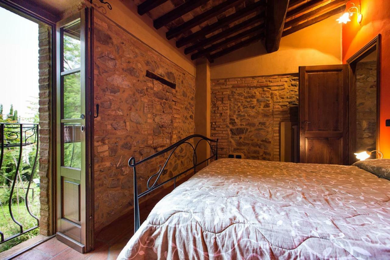 Rustico In Pietra Villa Chianni Exterior photo